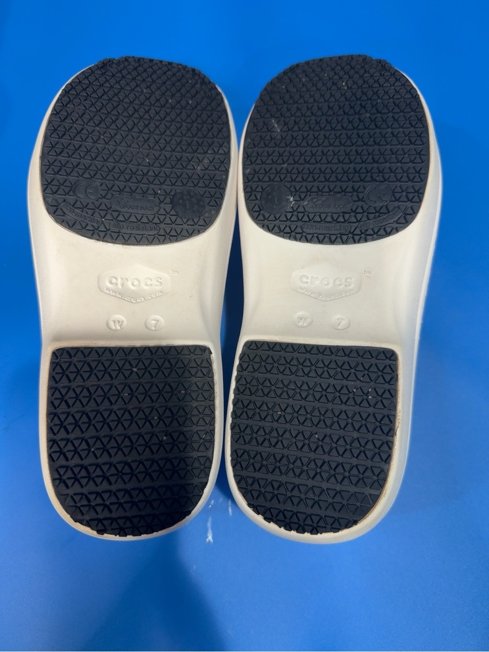 Crocs Neria Pro II White Slip Resistant Work Clogs Women’s W7 - Picture 7 of 9